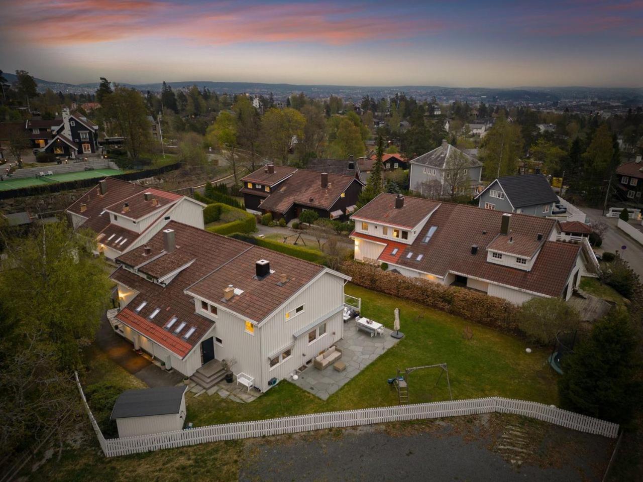 Slemdal, Oslo West Villa Eksteriør bilde